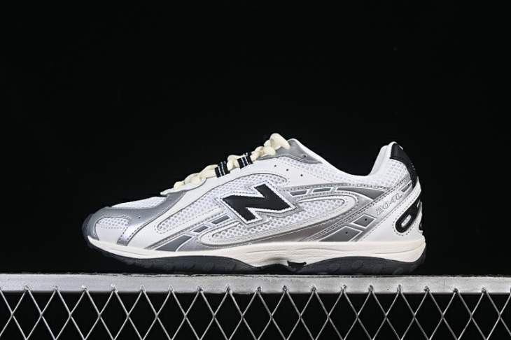 Picture of New Balance 204 _SKUfw20783096575955021fw
